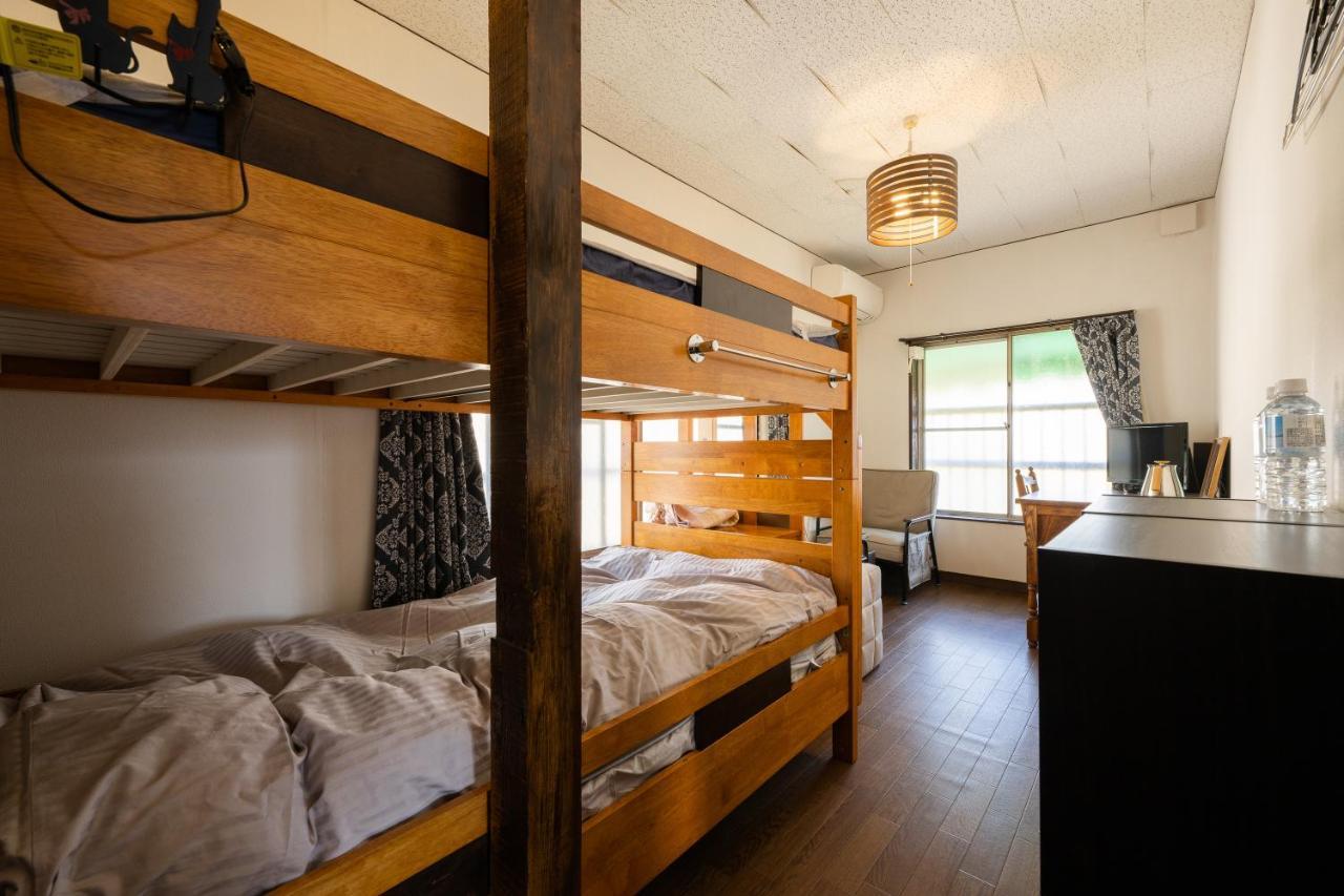 Bed&Cafe Onzo オンゾー Ξενοδοχείο Onomichi Εξωτερικό φωτογραφία