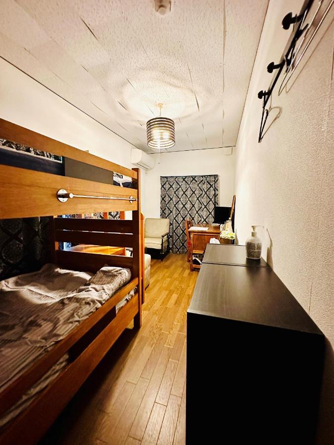 Bed&Cafe Onzo オンゾー Ξενοδοχείο Onomichi Εξωτερικό φωτογραφία